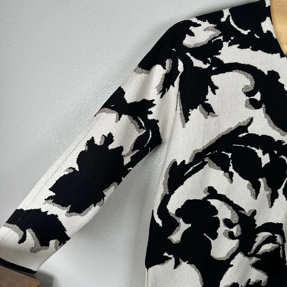 NEW Chico's Pullover‎ Sweater Womens 3/XL Paisley Jacquard Black Cream Metallic
